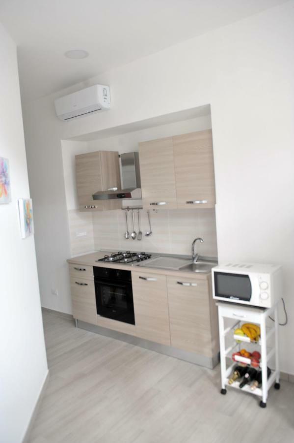Holiday House Lual أَجيرولا المظهر الخارجي الصورة